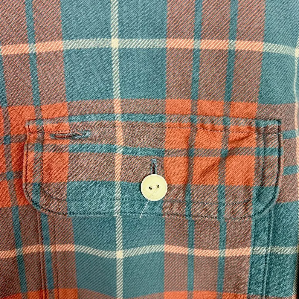 J. Crew Men's Peachy Pink and Sky Blue Button Up Soft Plaid Shirt Size Small‎